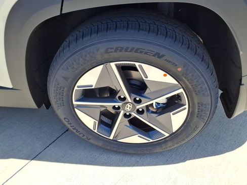 New 2026 Hyundai Tucson SEL FWD image 18