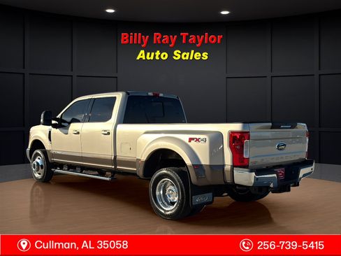 Used 2017 Ford F350 Lariat w/ Lariat Value Package image 11