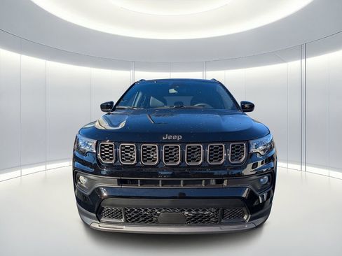 New 2026 Jeep Compass Latitude image 8