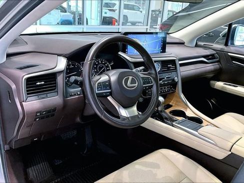 Used 2020 Lexus RX 350L Premium w/ Premium Package AWD/4WD image 17