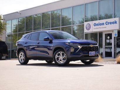 Used 2024 Chevrolet Trax LS w/ LS Convenience Package