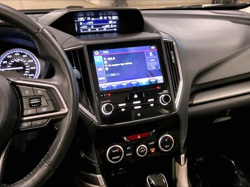 Used 2020 Subaru Forester Limited image 7