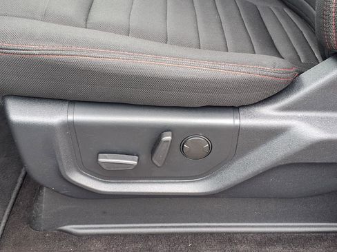 Used 2020 Ford F150 XLT w/ Equipment Group 302A Luxury image 4