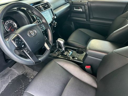 Used 2022 Toyota 4Runner TRD Pro AWD/4WD image 10