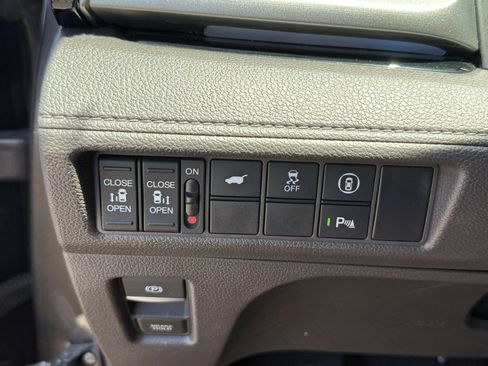 Used 2022 Honda Odyssey Touring image 19