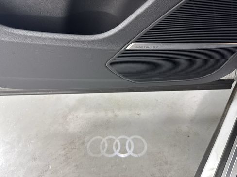 Used 2025 Audi Q7 3.0T Premium Plus w/ Premium Plus Package AWD/4WD image 11