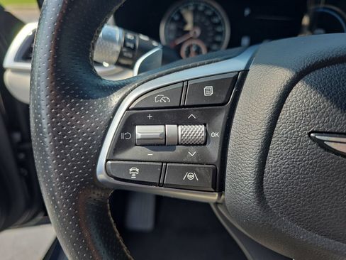 Used 2024 Genesis G70 2.5T AWD/4WD image 16