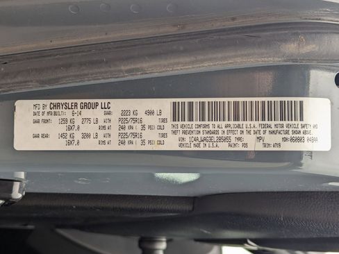 Used 2014 Jeep Wrangler Sport w/ Connectivity Group image 30