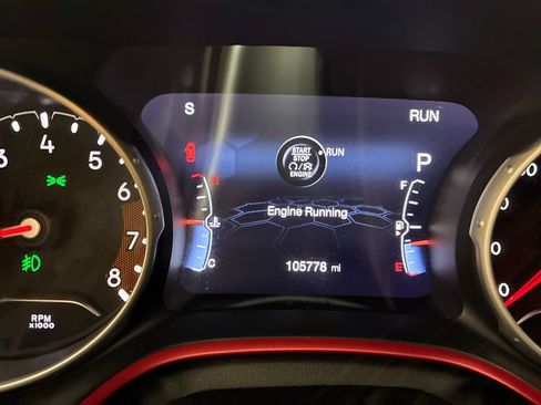 Used 2019 Jeep Compass Trailhawk AWD/4WD image 13