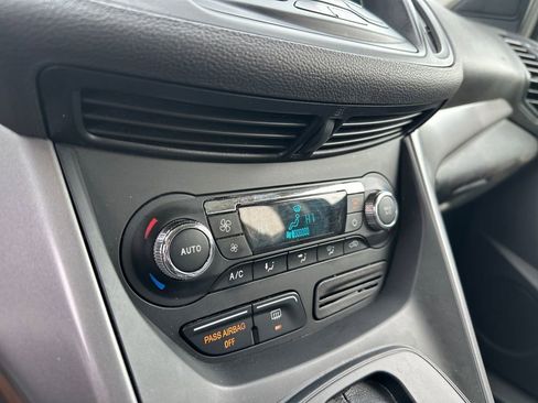 Used 2016 Ford Escape SE w/ SE Leather Comfort Package image 14