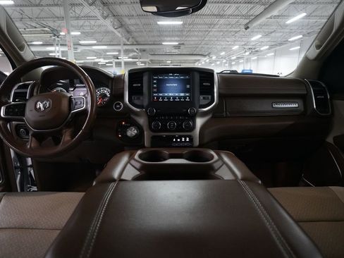 Used 2021 RAM 1500 Laramie AWD/4WD image 5