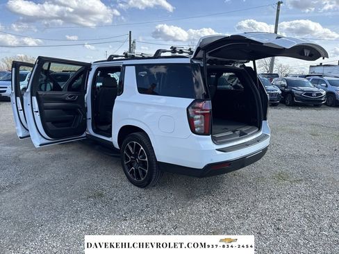 Used 2023 Chevrolet Suburban RST w/ Luxury Package AWD/4WD image 31
