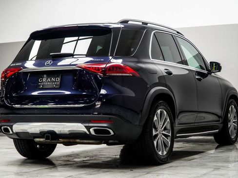 Used 2022 Mercedes-Benz GLE 350 4MATIC w/ Premium Package image 11