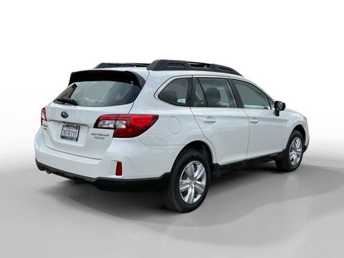 Used 2015 Subaru Outback 2.5i image 5