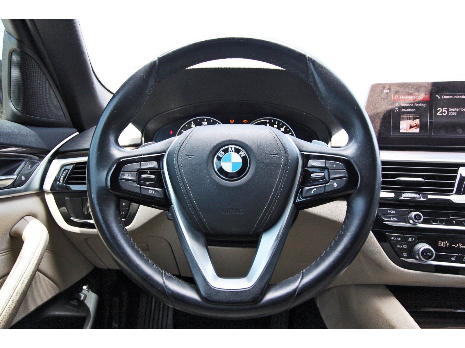 Used 2019 BMW 530e w/ Convenience Package RWD image 15