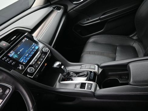 Used 2020 Honda Civic EX-L image 18