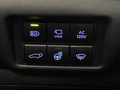 Used 2022 Toyota Highlander Platinum image 15