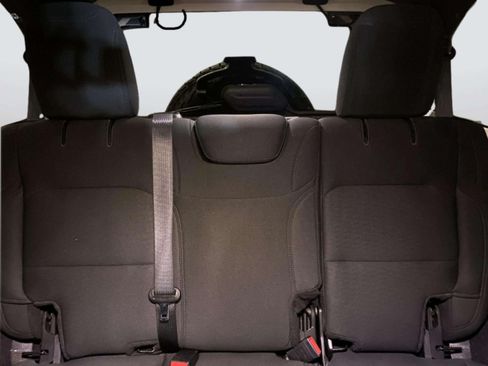 Used 2019 Jeep Wrangler Unlimited Sport S AWD/4WD image 24