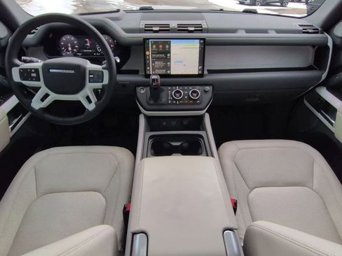 Used 2024 Land Rover Defender 130 S image 15
