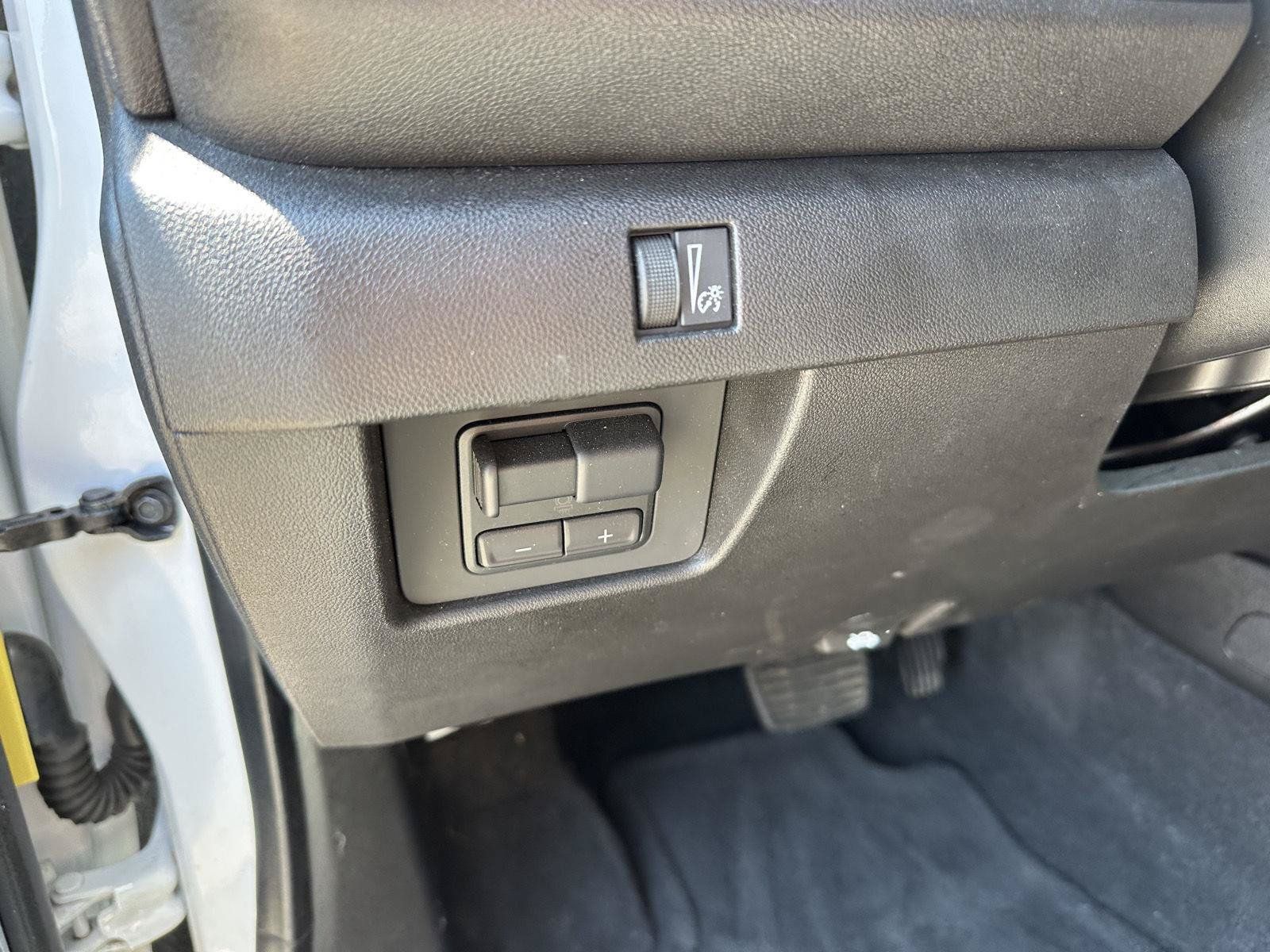Certified 2024 Chevrolet Colorado Trail Boss w/ Advanced Trailering Package AWD/4WD image 21