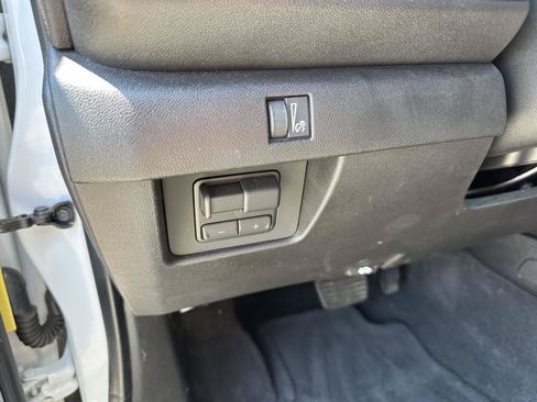 Used 2024 Chevrolet Colorado Trail Boss w/ Advanced Trailering Package AWD/4WD image 21
