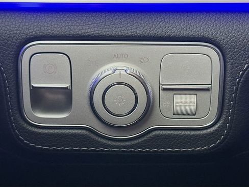 Certified 2024 Mercedes-Benz GLE 450 4MATIC image 10