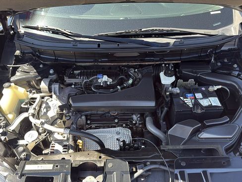 Used 2016 Nissan Rogue SL w/ SL Premium Package FWD image 28
