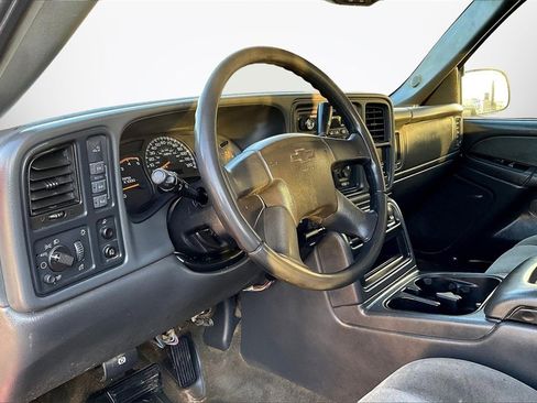 Used 2003 Chevrolet Silverado 2500 LS w/ Skid Plate Package image 17