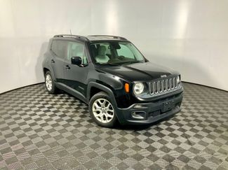 Used 2017 Jeep Renegade Latitude w/ Popular Equipment Group video 2