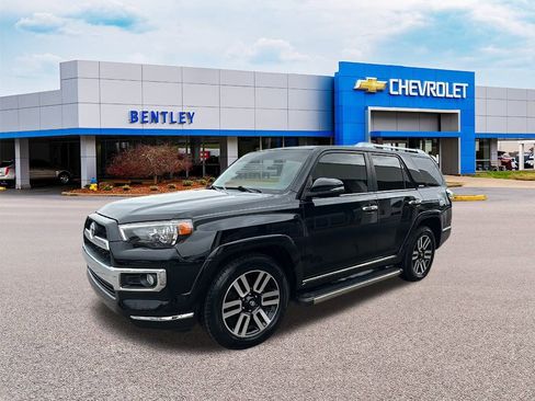 Used 2016 Toyota 4Runner SR5 image 1