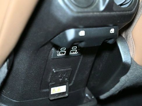 Used 2020 Jeep Wrangler Unlimited Sahara image 54