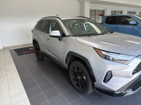Certified 2023 Toyota RAV4 SE AWD/4WD image 3