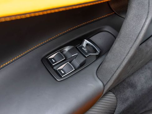 New 2027 McLaren 750S Spider RWD image 31