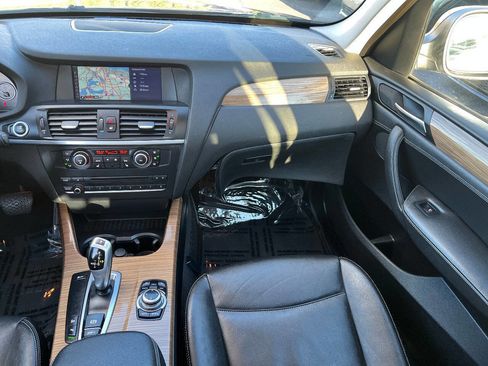Used 2011 BMW X3 xDrive35i image 32