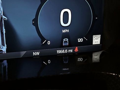 Used 2025 Ford F150 Lariat w/ Equipment Group 501A Mid image 21