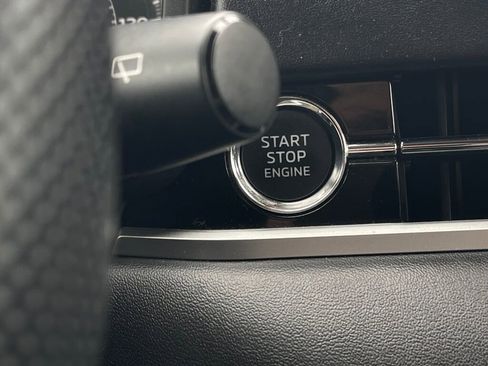 Used 2022 Mitsubishi Outlander ES AWD/4WD image 14
