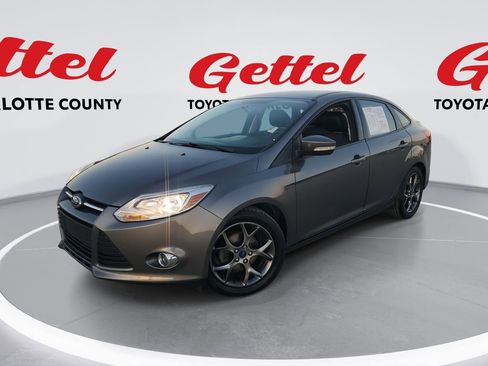 Used 2014 Ford Focus SE w/ Equipment Group 201A image 1