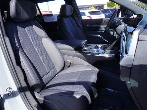 New 2026 Cadillac Escalade IQL Luxury image 12