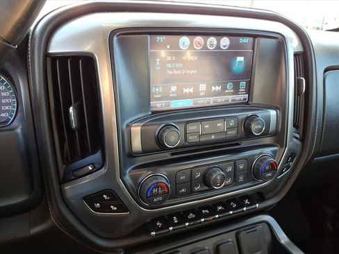 Used 2018 Chevrolet Silverado 1500 LTZ Z71 w/ Centennial Edition image 22