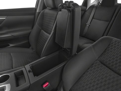 Used 2018 Nissan Altima 2.5 SR w/ SR Special Edition image 9