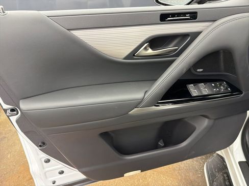 New 2026 Lexus LX 700h F Sport image 8