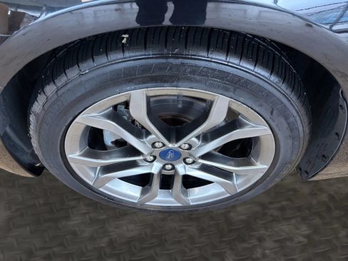 Used 2020 Ford Fusion SEL FWD image 37