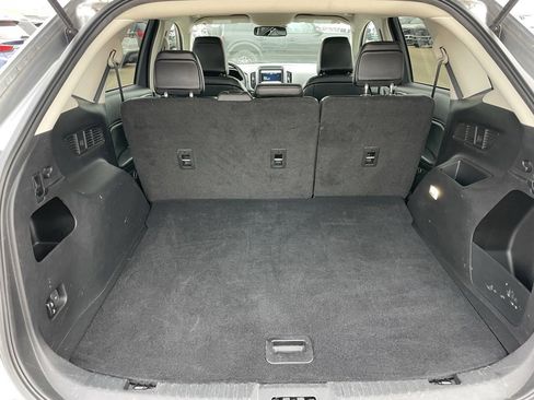Used 2023 Ford Edge SEL image 30