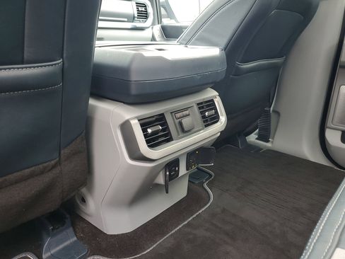 Used 2021 Ford F150 Limited image 14