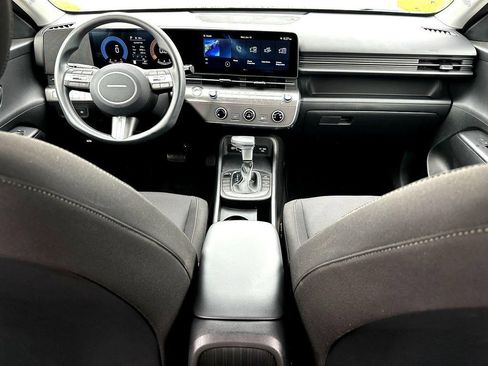 Used 2026 Hyundai Kona SE FWD image 31