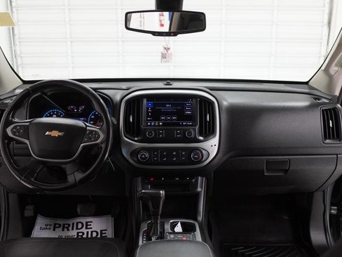 Used 2020 Chevrolet Colorado LT image 33