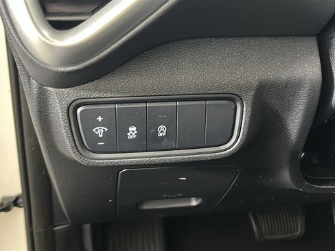 Used 2024 Kia Soul LX FWD image 20