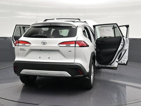 Used 2024 Toyota Corolla Cross LE w/ Moonroof Package FWD image 37