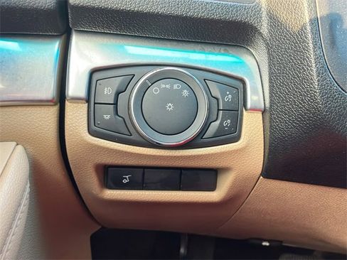 Used 2016 Ford Explorer Limited w/ Equipment Group 301A image 33