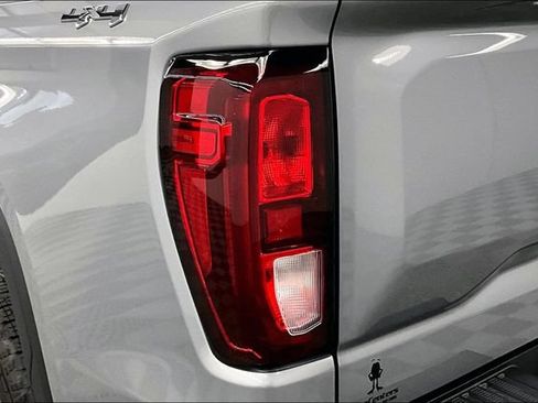 Used 2024 GMC Sierra 1500 Pro w/ Graphite Edition AWD/4WD image 35